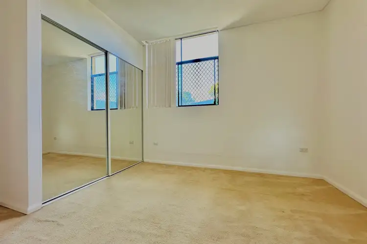 Fifth view of Homely apartment listing, 2/2 Willison Road, Carlton NSW 2218