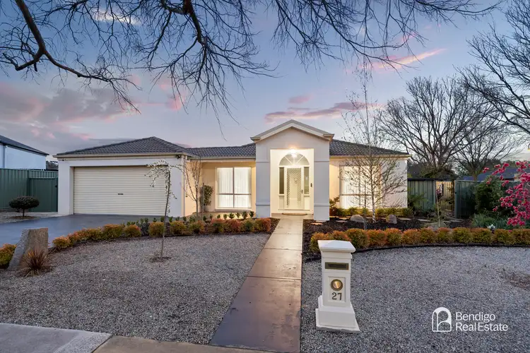 27 Brentwood Boulevard, Strathfieldsaye VIC 3551