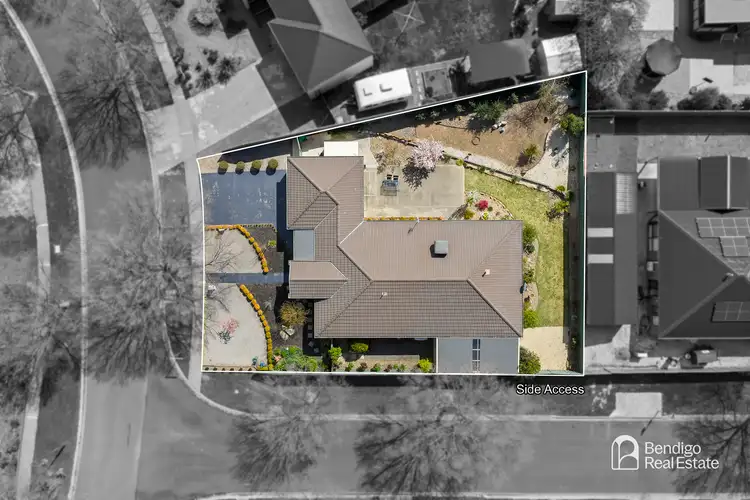 Second view of Homely house listing, 27 Brentwood Boulevard, Strathfieldsaye VIC 3551