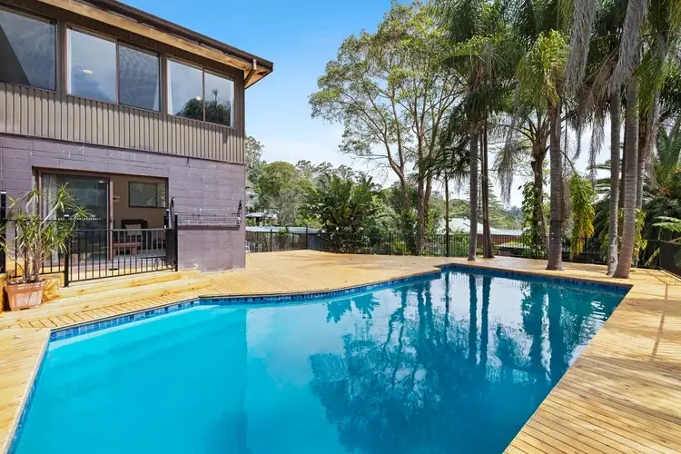 11 Mount Street, Mount Colah NSW 2079