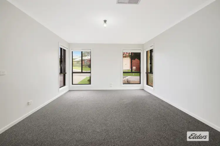Second view of Homely house listing, 5 The Mews, Wodonga VIC 3690