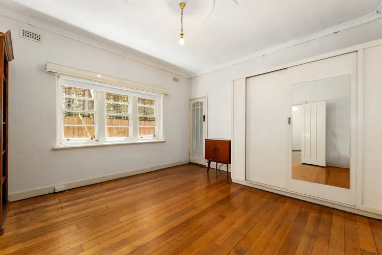 Fifth view of Homely apartment listing, 2/108 Hotham Street, East Melbourne VIC 3002