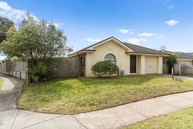 1 Pip Street, Skye VIC 3977