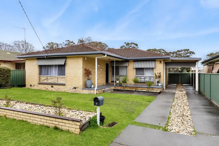 8 Hope Street, Kangaroo Flat VIC 3555