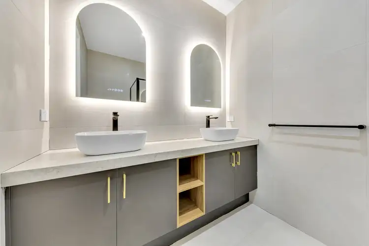 Second view of Homely house listing, 10 Cricket Circuit, Tarneit VIC 3029