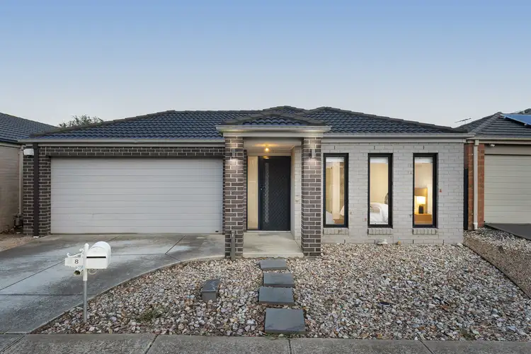 8 Snowbridge Road, Tarneit VIC 3029