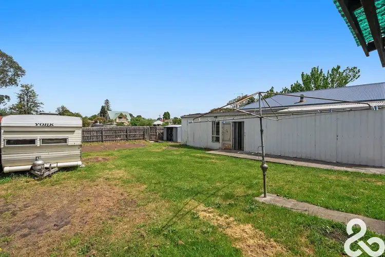 Third view of Homely house listing, 5 Hobbs Crescent, Reservoir VIC 3073