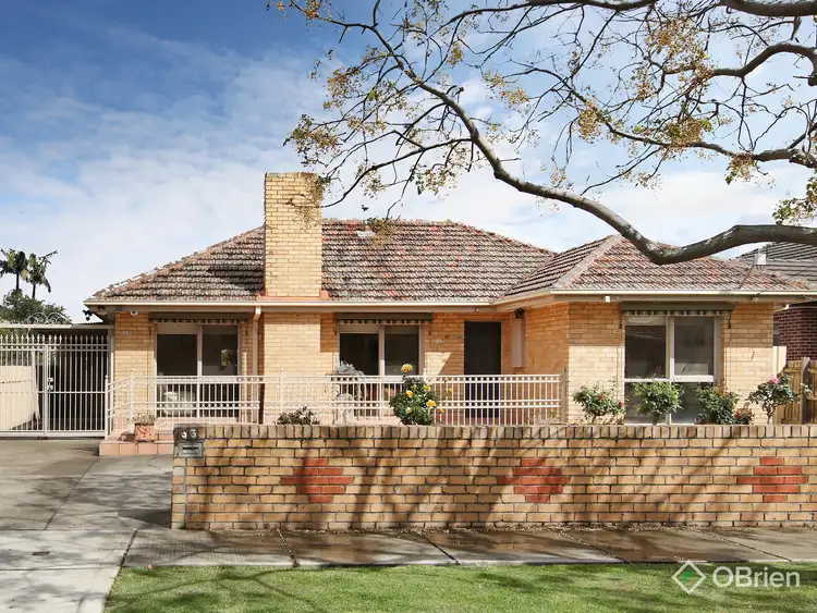 33 Andrew Street, Oakleigh VIC 3166