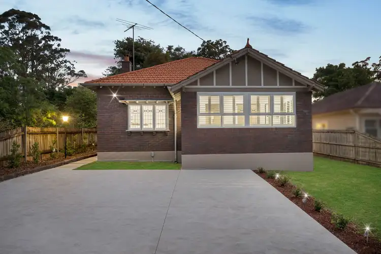 17 Hall Road, Hornsby NSW 2077