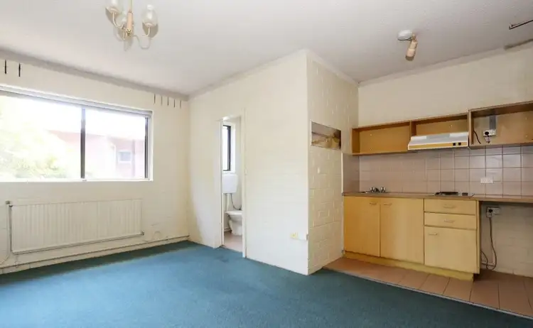 Third view of Homely apartment listing, 8/25 Redan Street, St Kilda VIC 3182