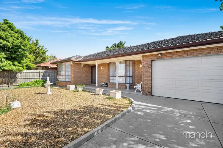 21 Thompson Court, Altona Meadows VIC 3028
