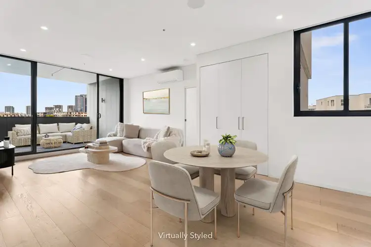 12081/17 Amalfi Drive