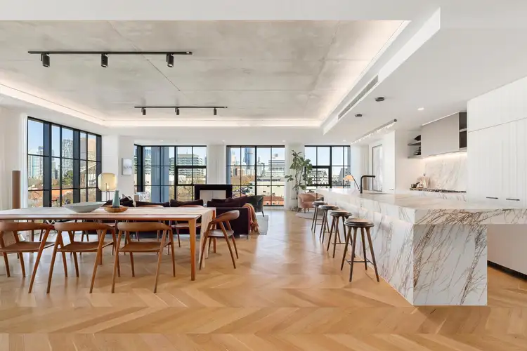 802/11 Wellington Street