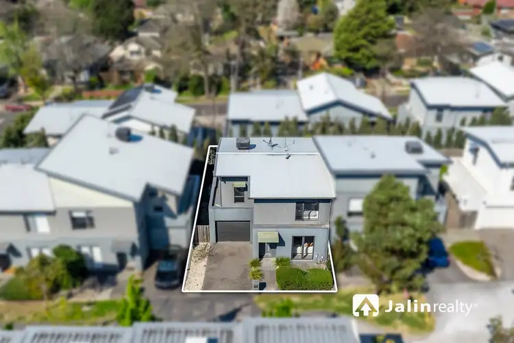 18 Finn Mews, Blackburn North VIC 3130