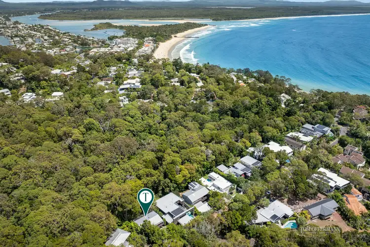 24 Kareela Avenue, Noosa Heads QLD 4567