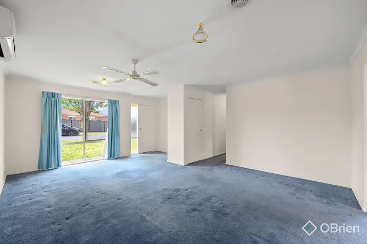 Fifth view of Homely house listing, 37 Cornwell Crescent, Cranbourne East VIC 3977