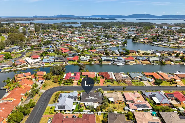 2/30 Kenrose Street, Forster NSW 2428