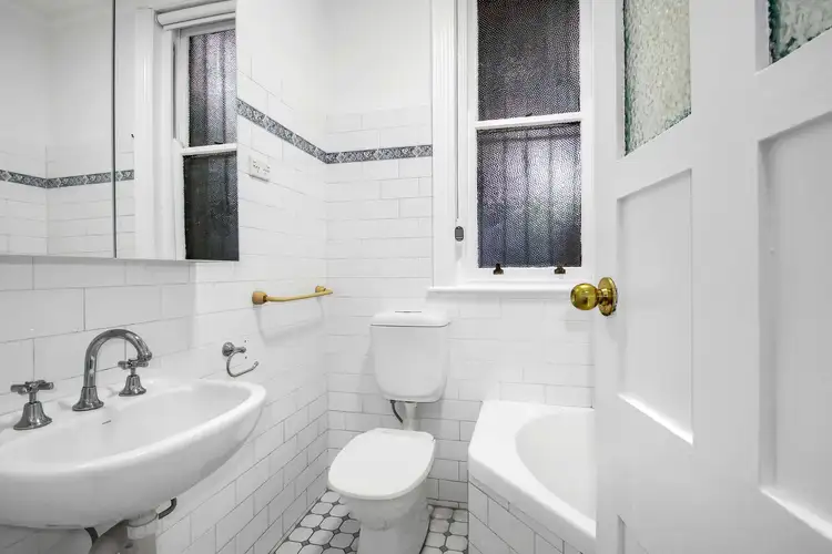 Fifth view of Homely unit listing, 2/401 Glebe Point Road, Glebe NSW 2037