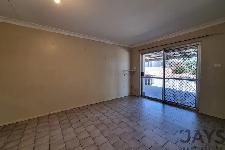 Fourth view of Homely unit listing, 4/129 West Street, Mount Isa QLD 4825