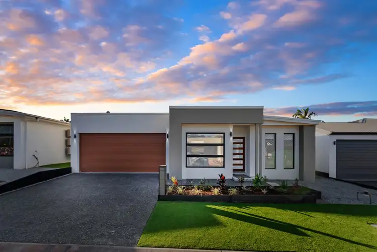 9 Shervey Way, Redlynch QLD 4870