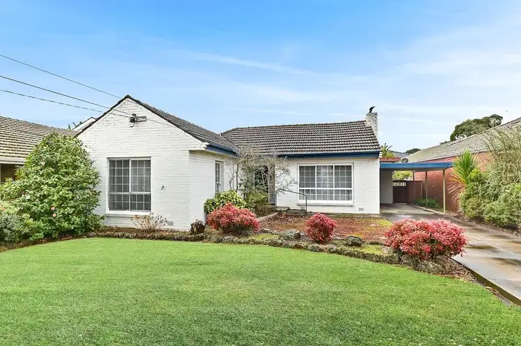 11 Winbourne Road, Mount Waverley VIC 3149