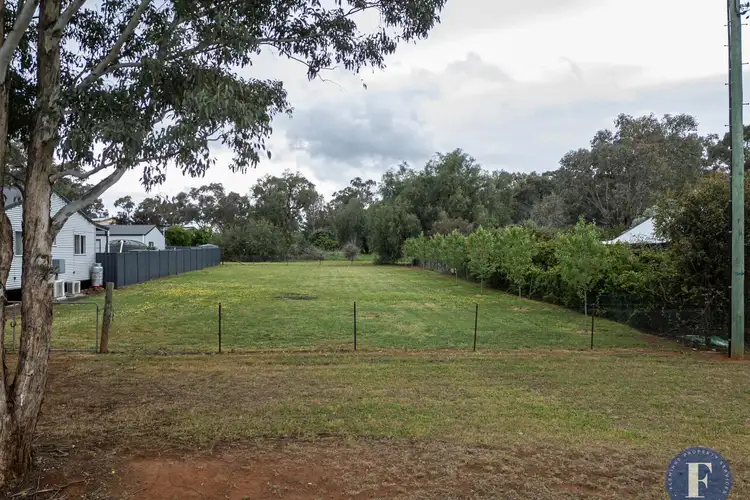 11 Waddell Street, Wattamondara NSW 2794