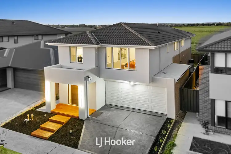 7 Atrani Avenue, Berwick VIC 3806