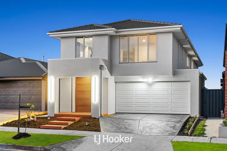 Second view of Homely house listing, 7 Atrani Avenue, Berwick VIC 3806