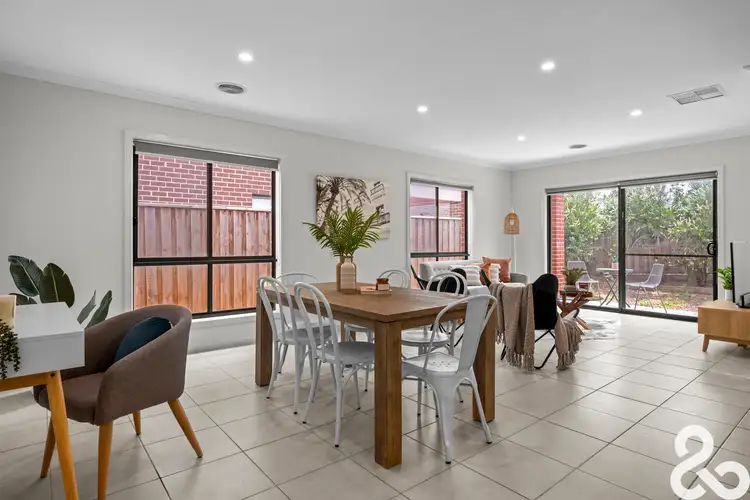 Sixth view of Homely house listing, 4 Wimmera Crescent, Wollert VIC 3750