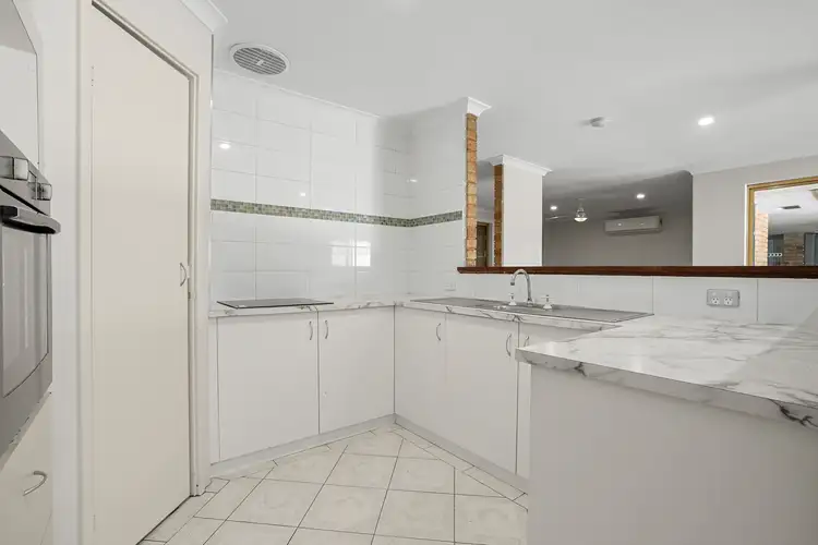 39 Mississippi Drive, Greenfields WA 6210