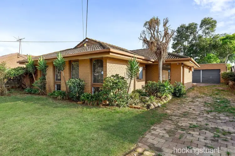28 Brennan Street, Melton South VIC 3338