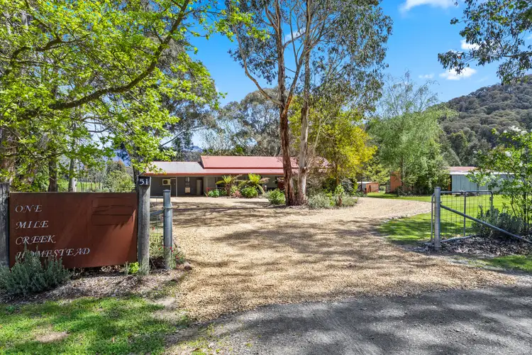 51 Baroni Lane, Porepunkah VIC 3740