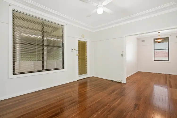 4 Floyd Place, Mount Pritchard NSW 2170