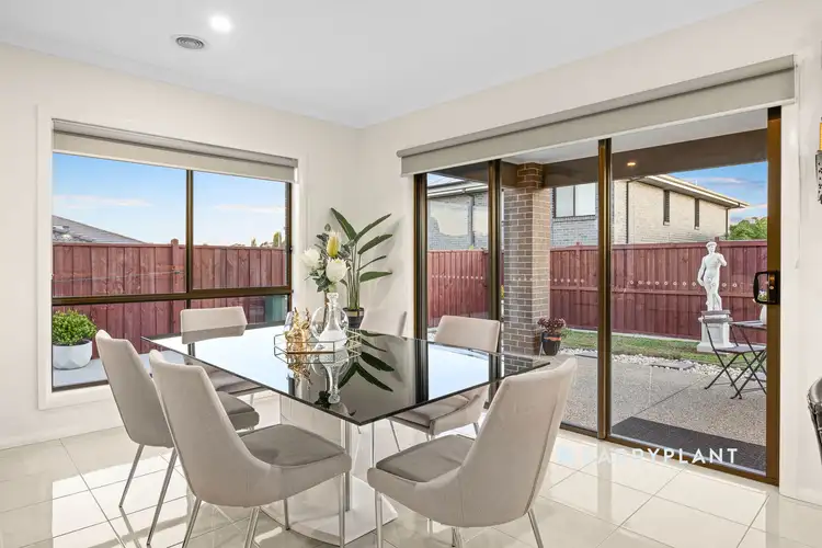 Sixth view of Homely house listing, 10 Cumberland Avenue, Warragul VIC 3820