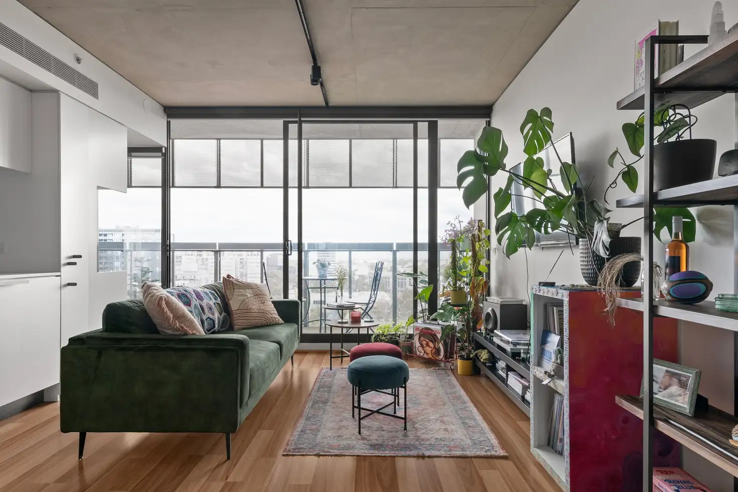 Main view of Homely apartment listing, 1406/152 Sturt Street, Southbank VIC 3006