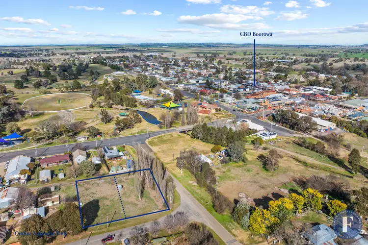 8 Neilsen Street, Boorowa NSW 2586
