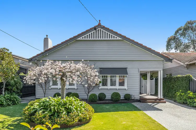 10 St Kinnord Street, Aberfeldie VIC 3040