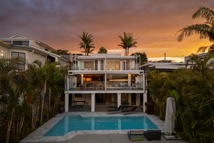 10 Belgrave Esplanade