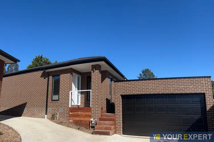 2/2 Caroline Place, Hampton Park VIC 3976