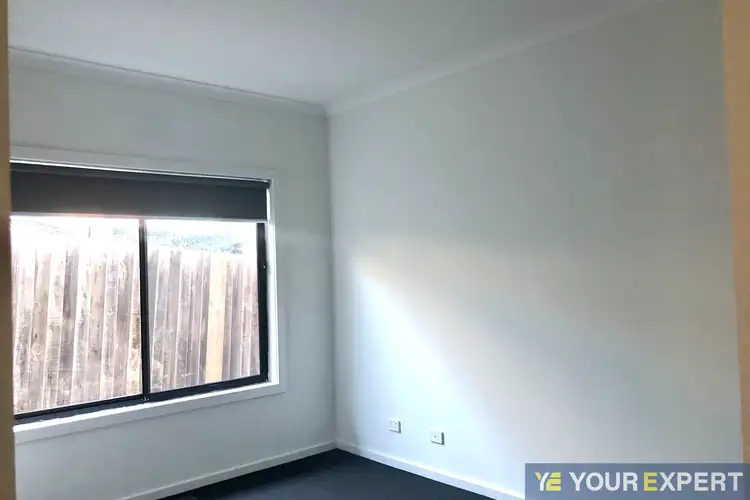 Fifth view of Homely house listing, 2/2 Caroline Place, Hampton Park VIC 3976