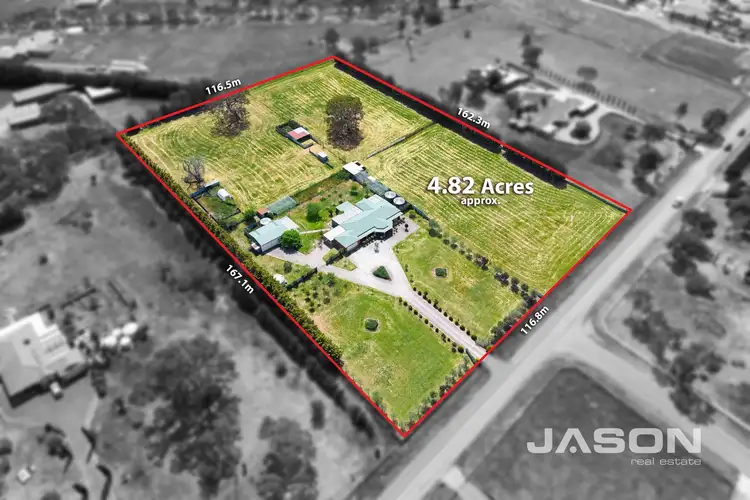 125 Forest Red Gum Drive, Mickleham VIC 3064