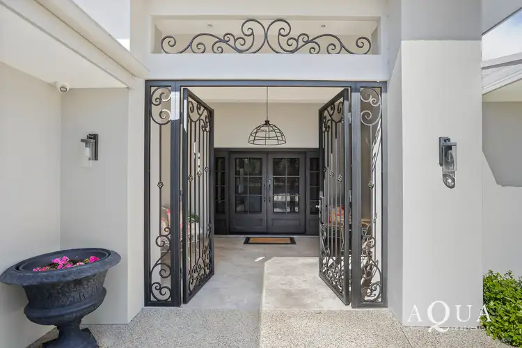 13 Daveys Bay Road, Mount Eliza VIC 3930