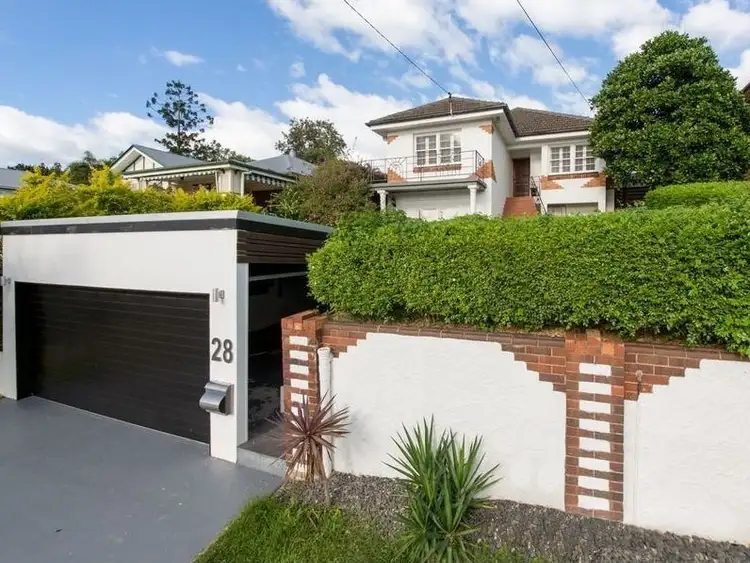 28 Ernest Street, Camp Hill QLD 4152