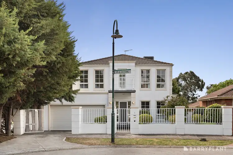 1 Bluestone Court, South Morang VIC 3752