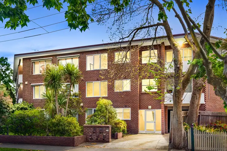 14/10 Valentine Grove, Armadale VIC 3143