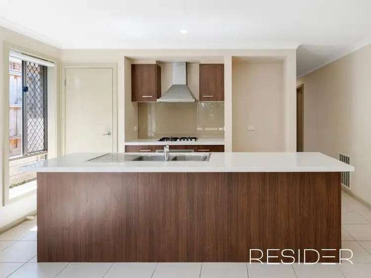 Second view of Homely house listing, 5 Gyrfalcon Way, Doreen VIC 3754