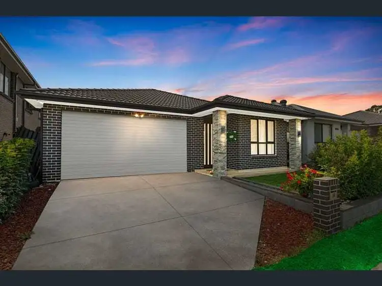 14 Briar Road, Bradbury NSW 2560