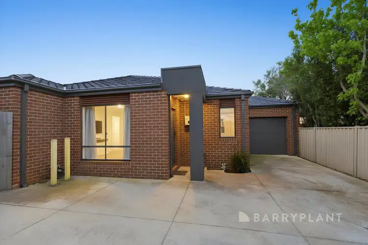 3/5 Bronton Close, Kurunjang VIC 3337