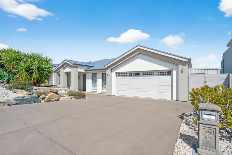 3 Fairway Drive, Mccracken SA 5211