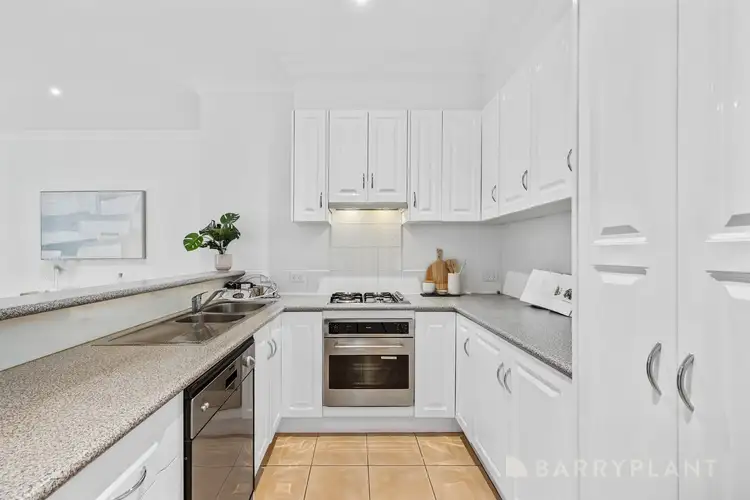 Fourth view of Homely townhouse listing, 5/2 McKelvie Court, Glen Waverley VIC 3150